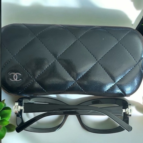 NWOT CHANEL glasses💗💗💗 - Picture 6 of 7